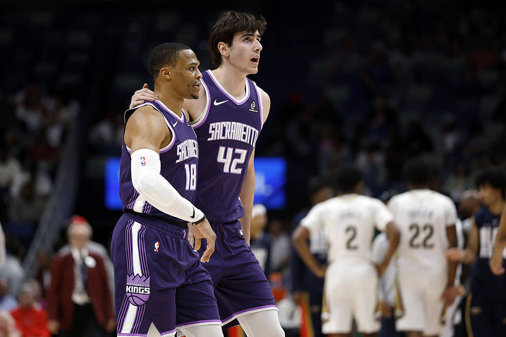 雷诺空砍21+20 国王不敌鹈鹕惨遭13连败